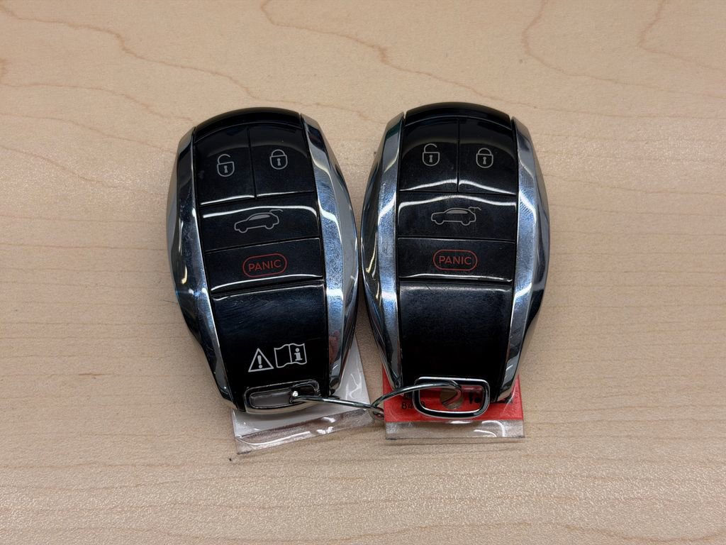 Used 2019 Bentley Bentayga AWD/4WD image 35