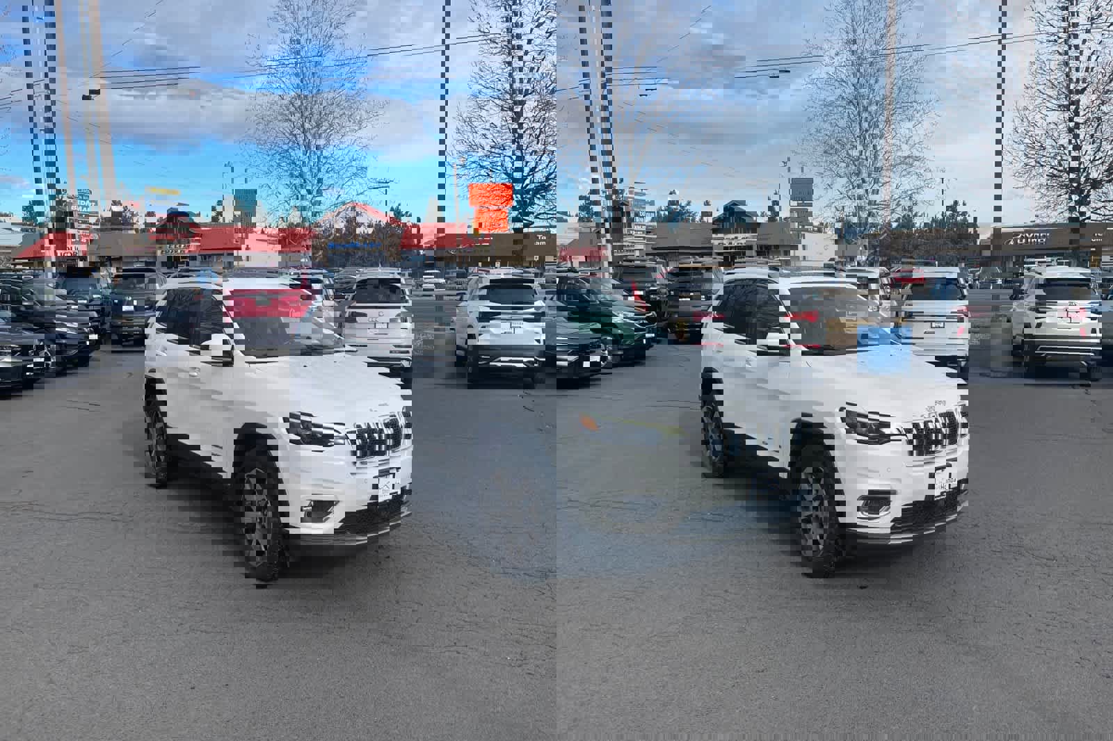 Used 2020 Jeep Cherokee Limited w/ Technology Group image 8