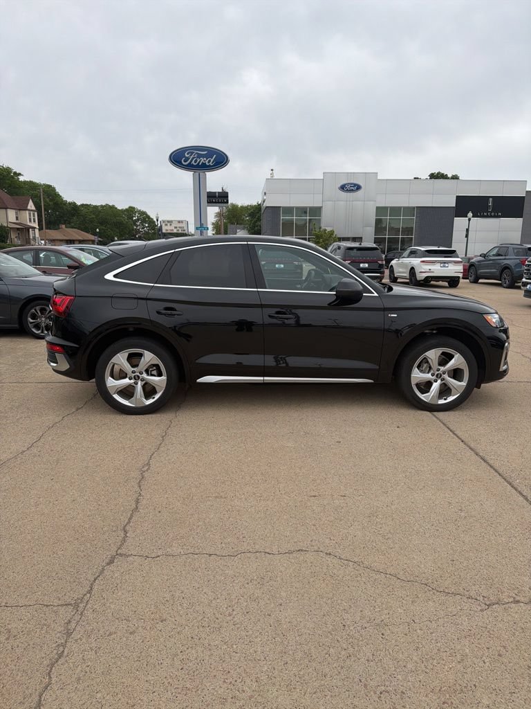 Used 2023 Audi Q5 2.0T Premium Plus w/ Premium Plus Package AWD/4WD image 8