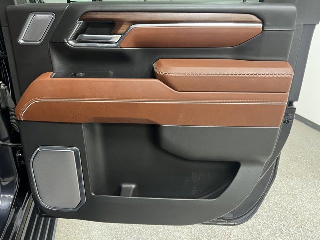 Used 2024 GMC Sierra 3500 Denali Ultimate image 51