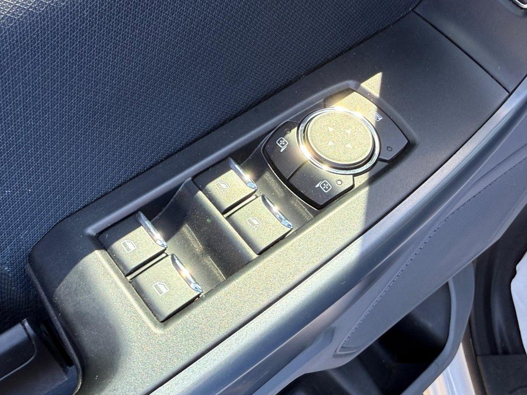 Used 2023 Ford F150 XLT image 14