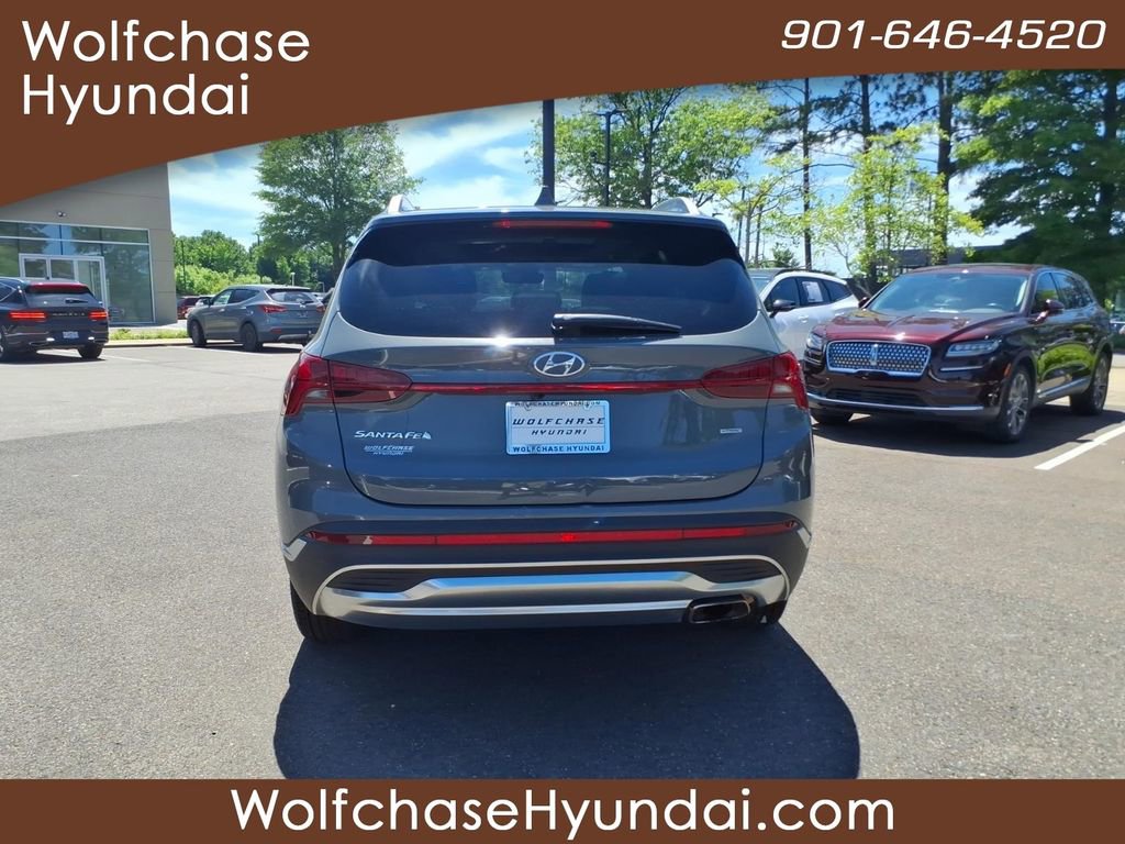 Used 2022 Hyundai Santa Fe SEL w/ Convenience + Premium Package AWD/4WD image 4