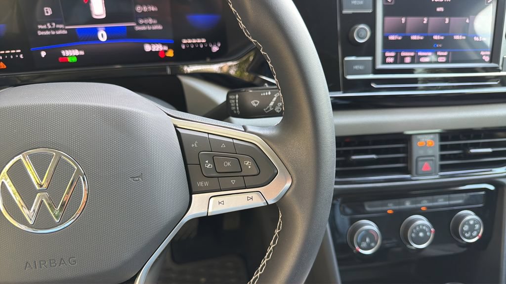 Certified 2023 Volkswagen Taos S FWD image 23