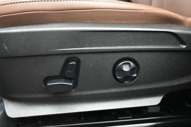 Used 2023 Alfa Romeo Stelvio Ti AWD/4WD image 8