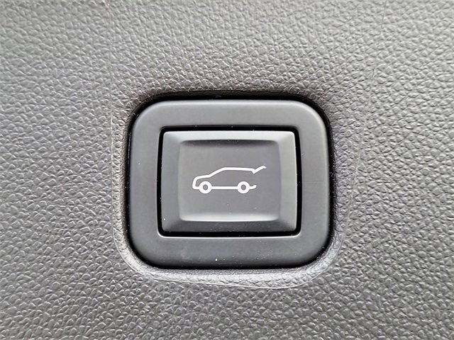 Used 2023 Chevrolet Blazer RS w/ Driver Confidence II Package image 10