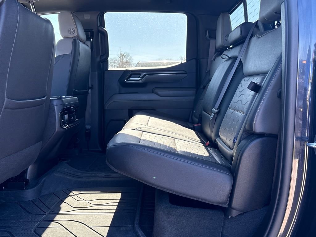 Used 2023 Chevrolet Silverado 1500 ZR2 w/ Technology Package image 31