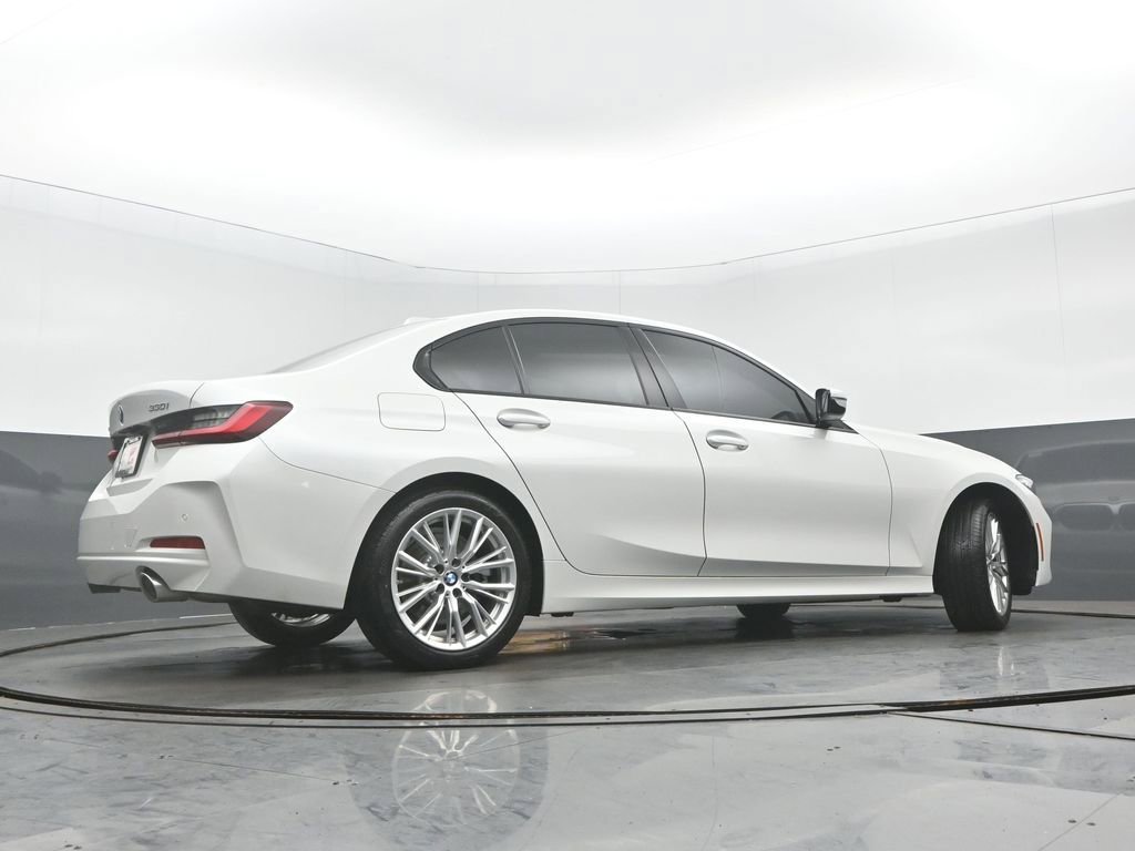 Used 2023 BMW 330i xDrive Sedan w/ Driving Assistance Package AWD/4WD image 32