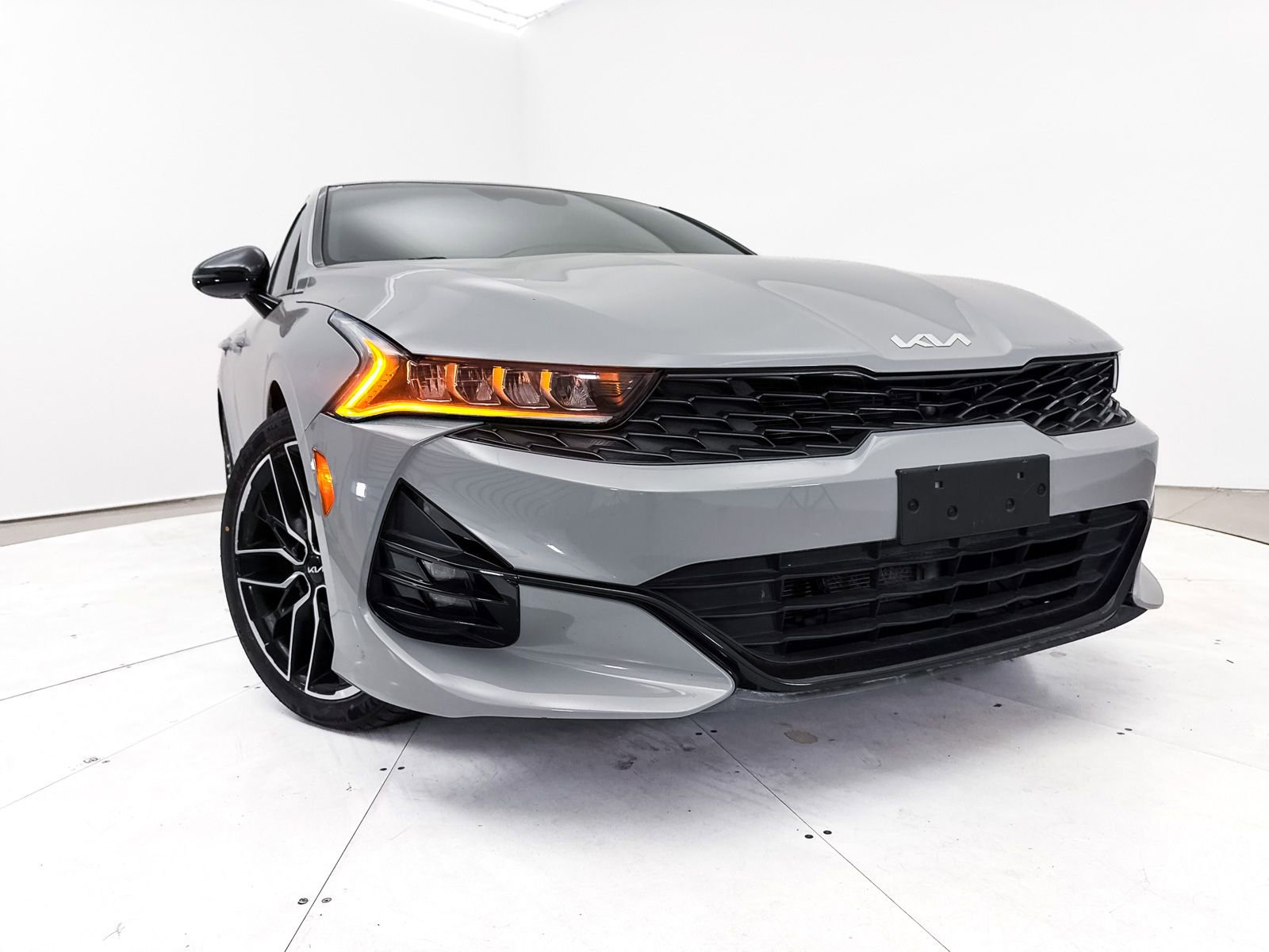 Used 2023 Kia K5 GT FWD image 7