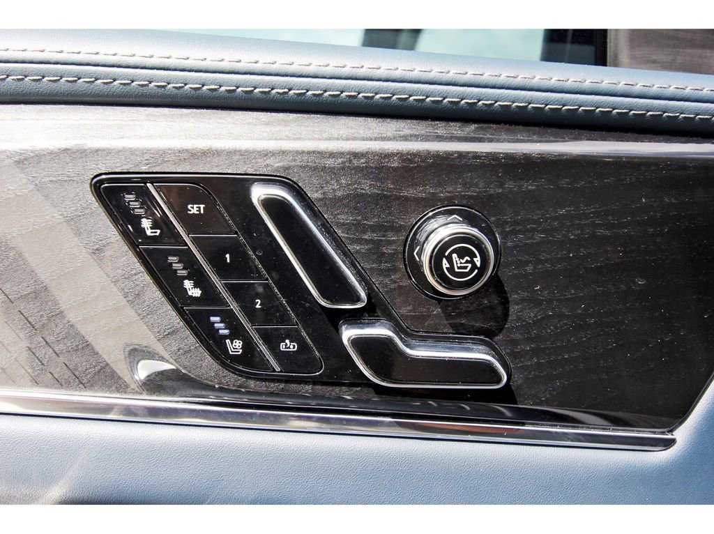 Used 2025 Cadillac Escalade IQ Sport 2 image 27