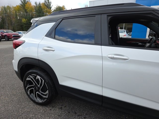 New 2025 Chevrolet TrailBlazer RS w/ Convenience Package image 11