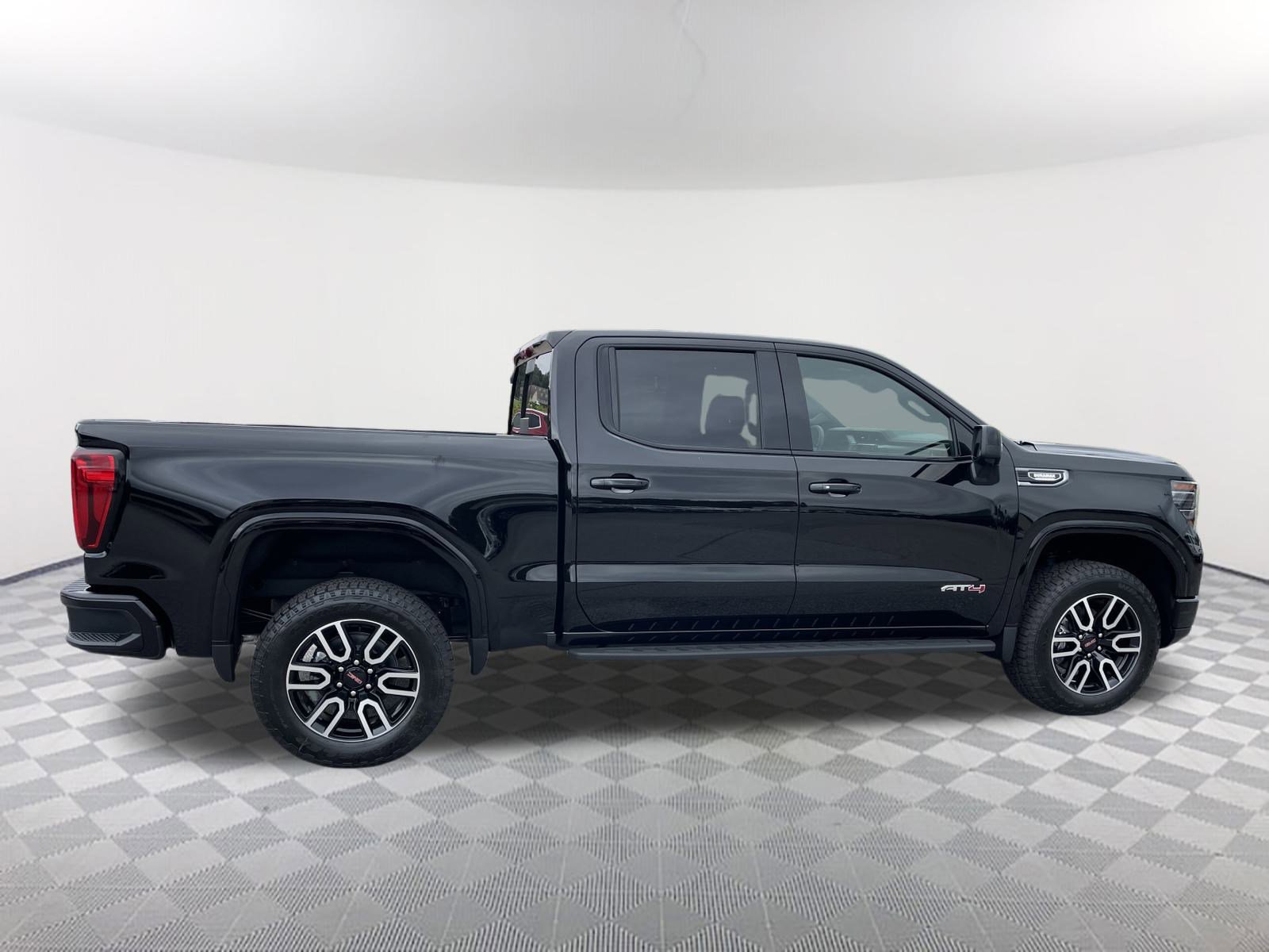 New 2026 GMC Sierra 1500 AT4 w/ AT4 Premium Package image 8