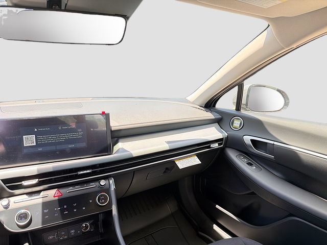 New 2026 Hyundai Sonata SEL FWD image 24
