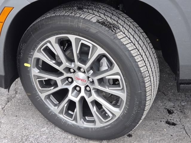 New 2026 GMC Yukon XL Denali w/ Sun & Power Step Package image 28