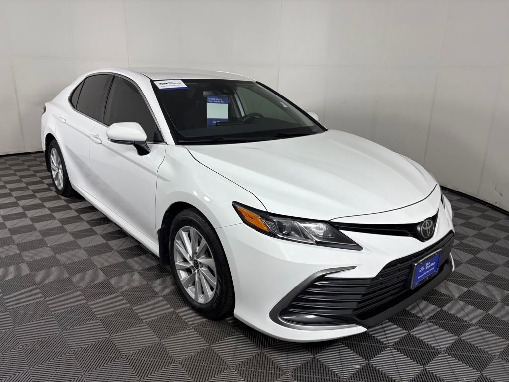 Used 2022 Toyota Camry LE