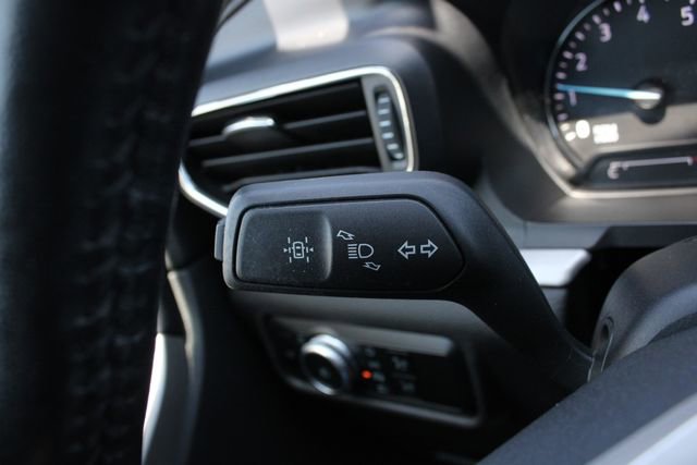 Used 2023 Ford Explorer XLT w/ Equipment Group 202A AWD/4WD image 11