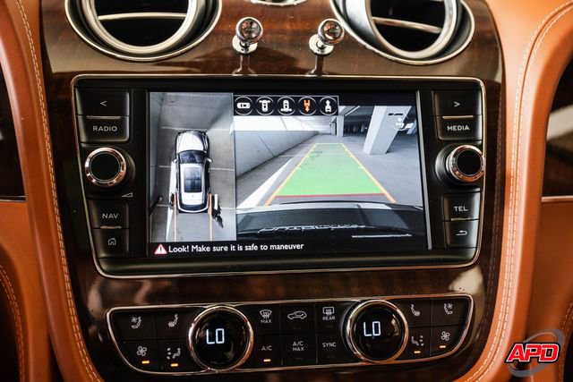 Used 2017 Bentley Bentayga image 78
