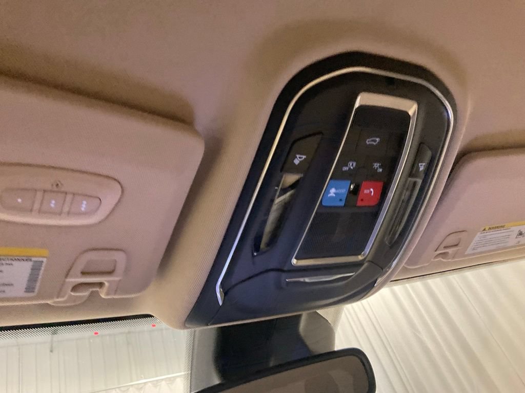 Used 2021 Jeep Grand Cherokee L Limited AWD/4WD image 21