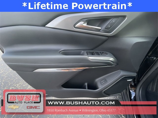 New 2026 Chevrolet Traverse LT w/ Enhanced Driving Package image 24