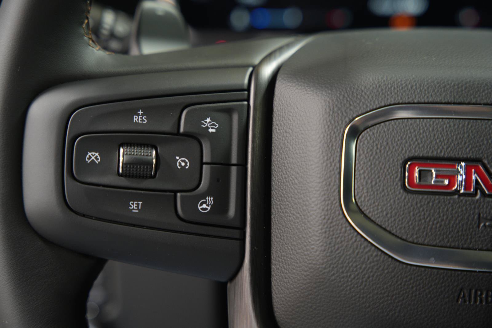 New 2026 GMC Sierra 1500 AT4 w/ AT4 Premium Package AWD/4WD image 38