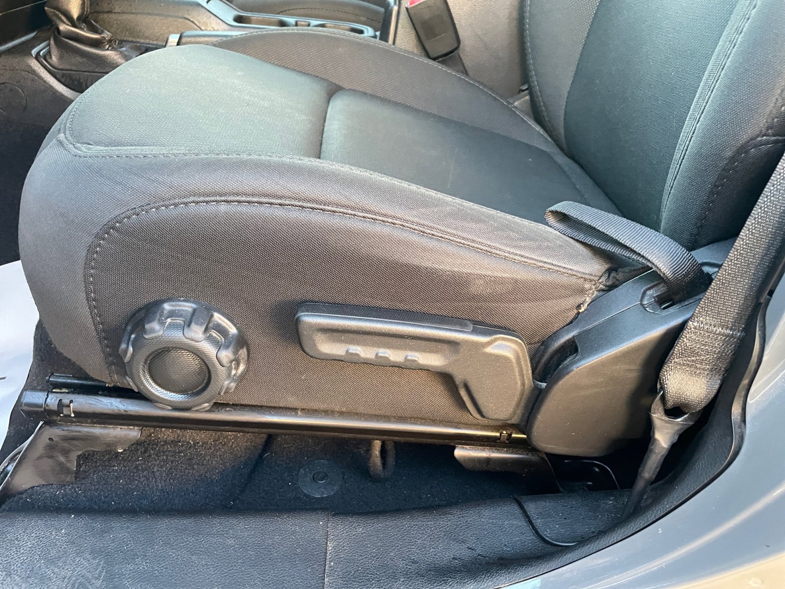 Used 2019 Jeep Wrangler Unlimited Sport image 15