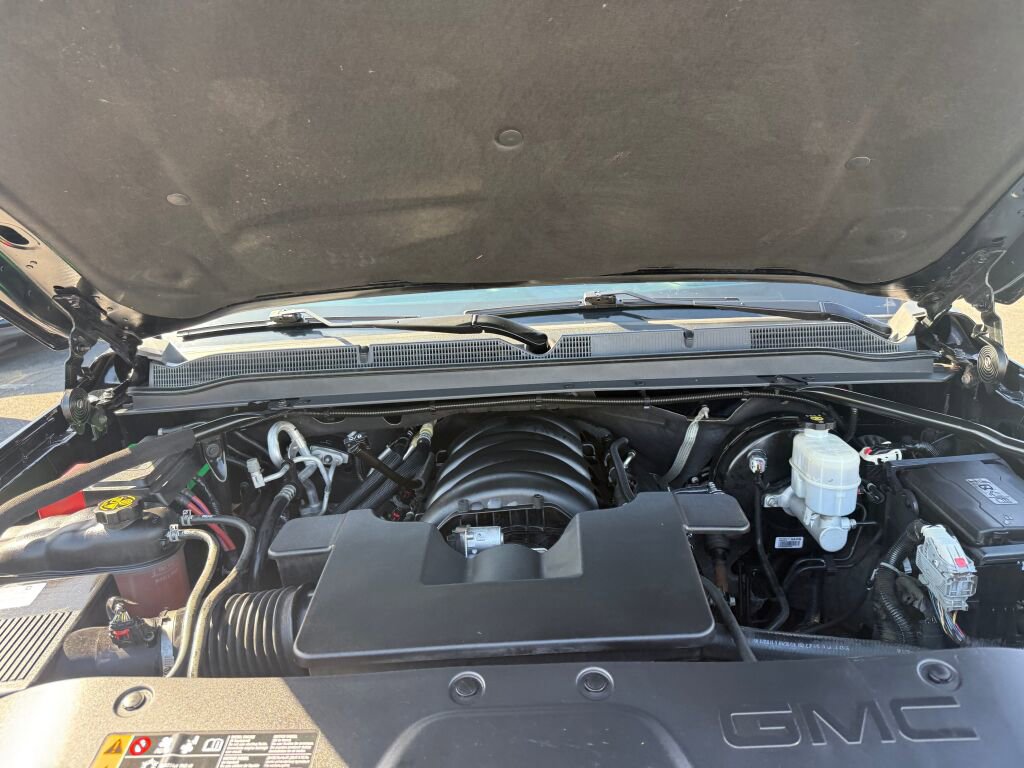 Used 2019 GMC Yukon SLT w/ Open Road Package image 40