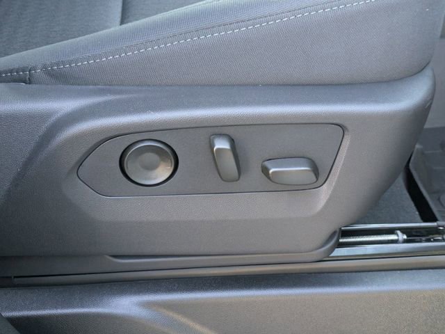 New 2026 Chevrolet Suburban LS w/ LPO, Dark Essentials Package image 39