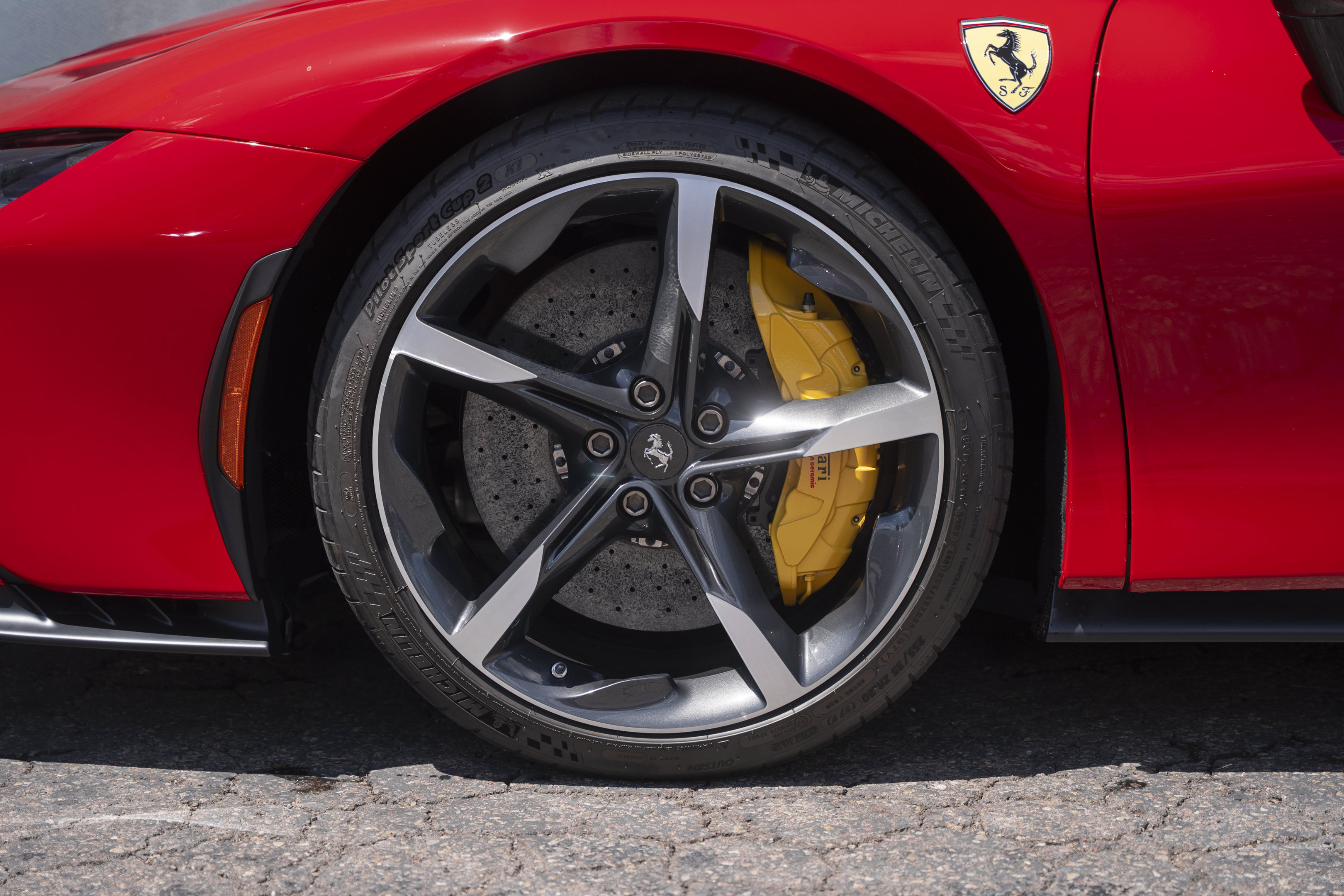 Used 2022 Ferrari SF90 Spider AWD/4WD image 17