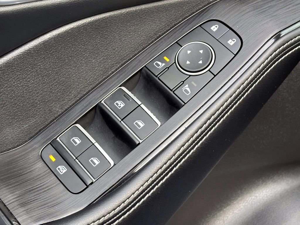 Certified 2025 Nissan Rogue Platinum w/ Tech Package image 22