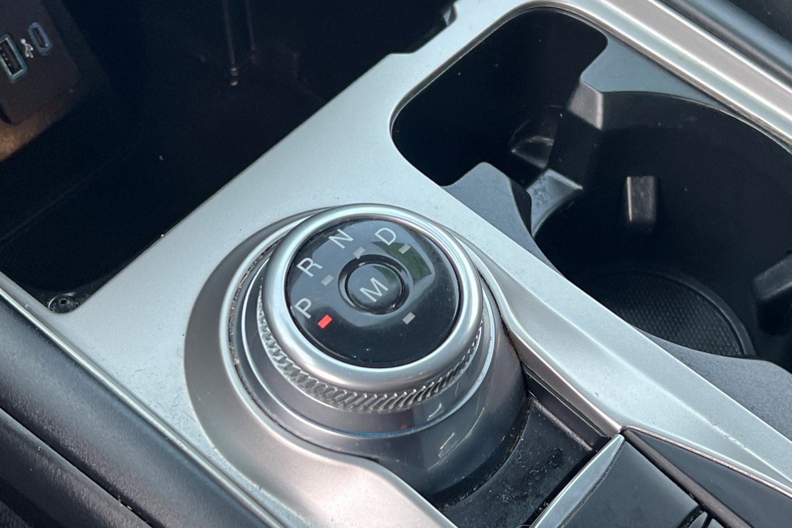 Used 2020 Ford Explorer XLT w/ Class III Trailer Tow Package image 19