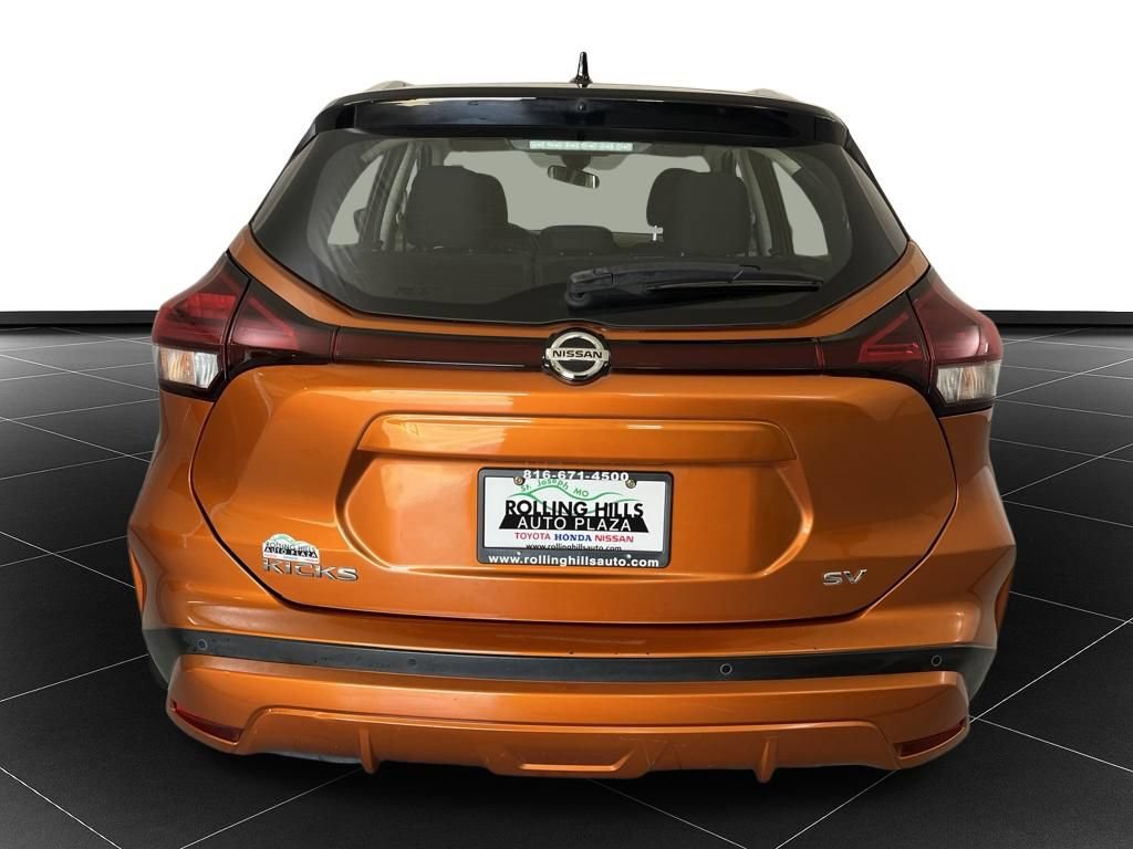 Used 2021 Nissan Kicks SV FWD image 4