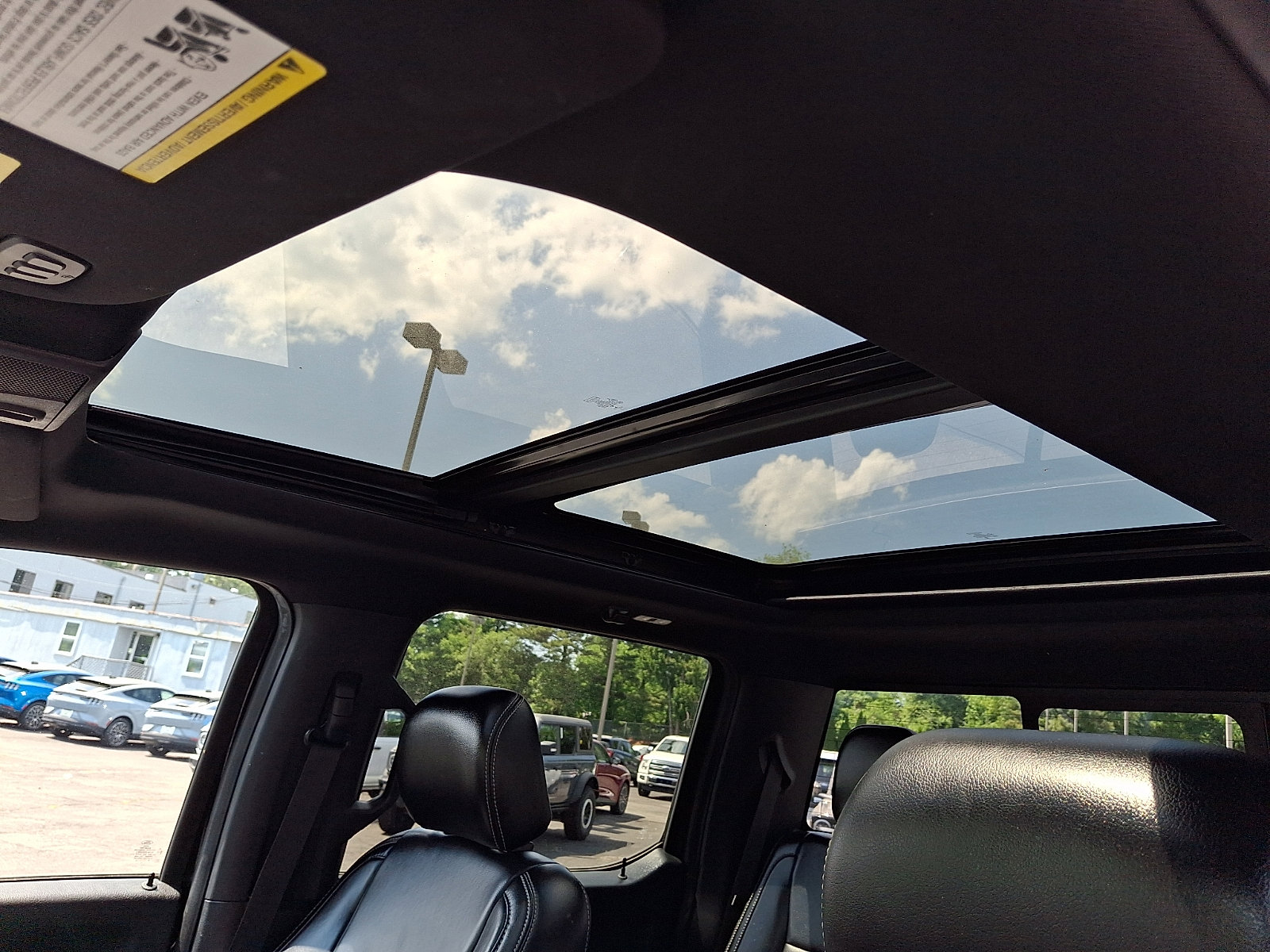 Used 2019 Ford F150 Lariat AWD/4WD image 15