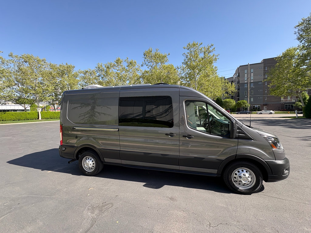 Used 2024 Ford Transit 250 148 Medium Roof Extended AWD w/ Load Area Protection Package image 6