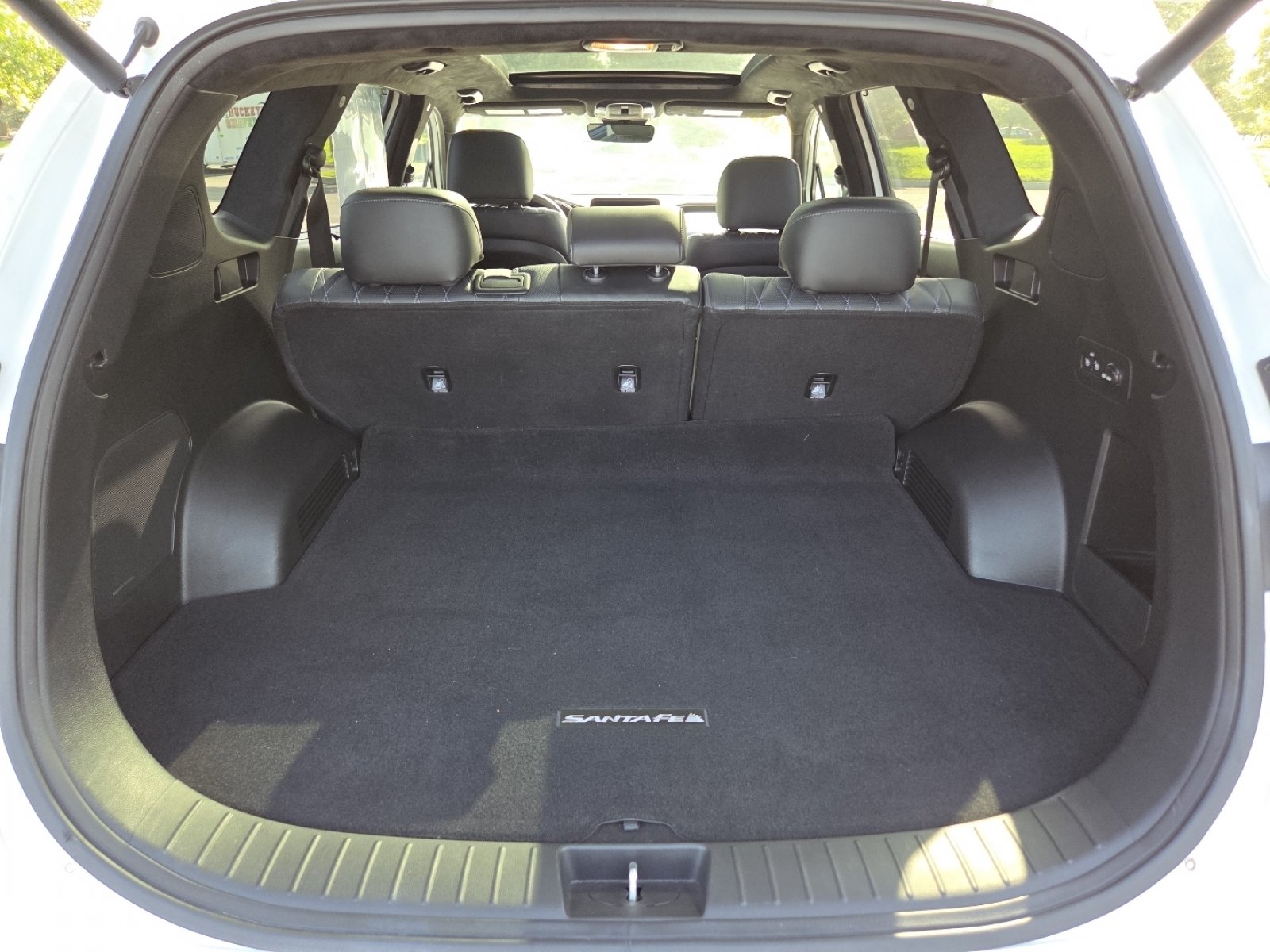 Used 2023 Hyundai Santa Fe Calligraphy w/ Cargo Package AWD/4WD image 27