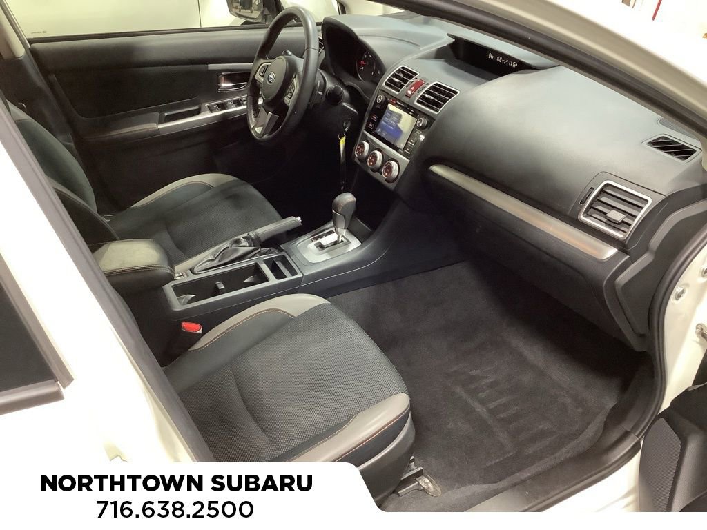 Used 2017 Subaru Crosstrek 2.0i Premium image 11