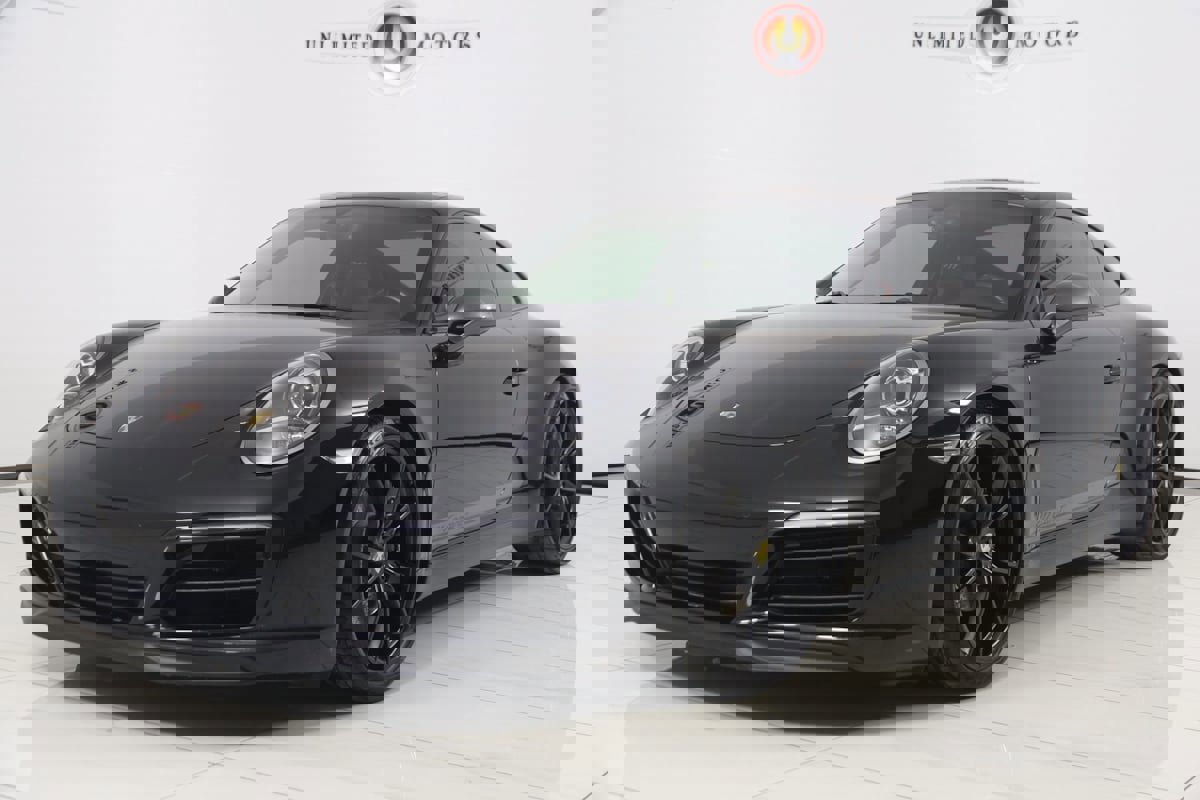 Used 2019 Porsche 911 Carrera T w/ Carrera T Interior Package image 5