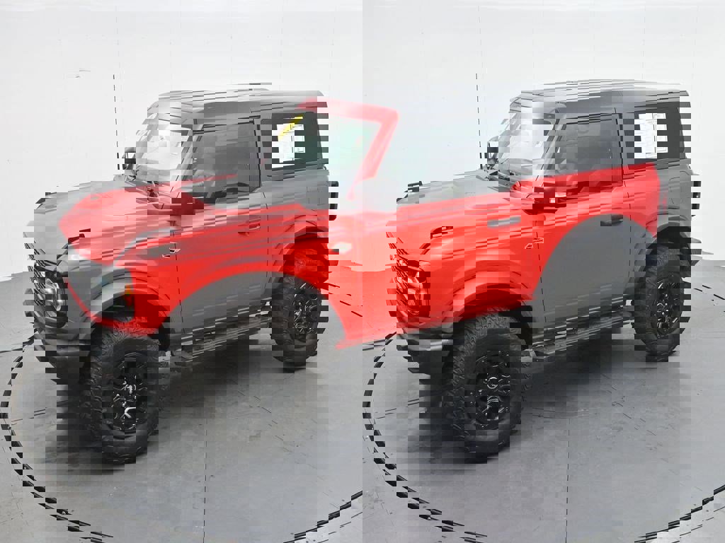 Used 2022 Ford Bronco Wildtrak image 17