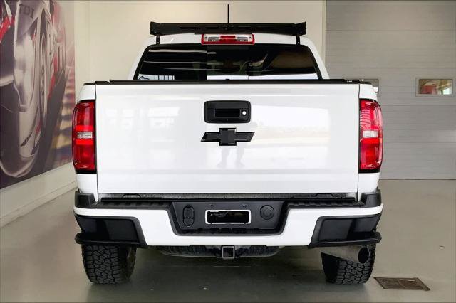 Used 2017 Chevrolet Colorado Z71 AWD/4WD image 5