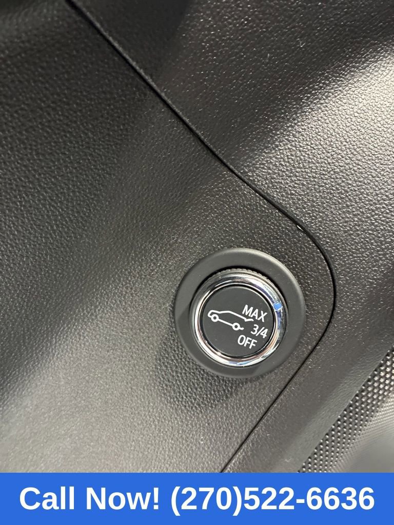 Used 2023 GMC Acadia SLE w/ Driver Convenience Package image 19