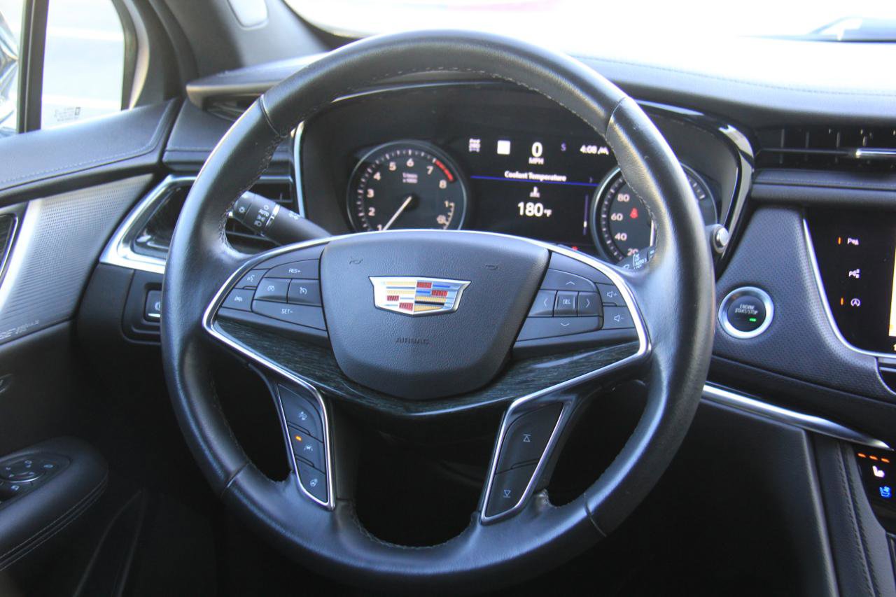 Used 2021 Cadillac XT5 Premium Luxury image 11