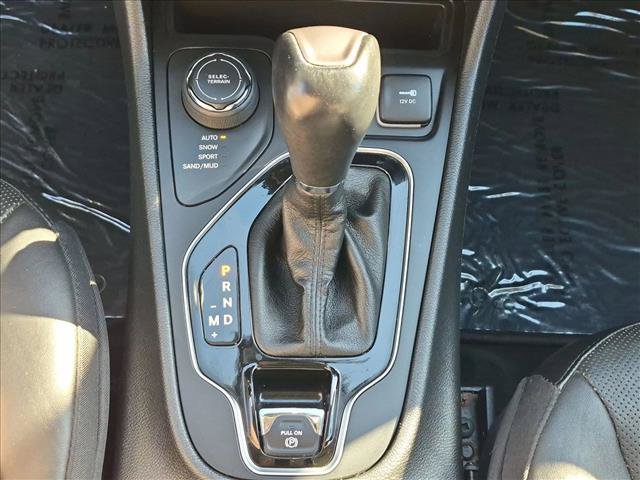 Used 2021 Jeep Cherokee Limited AWD/4WD image 12
