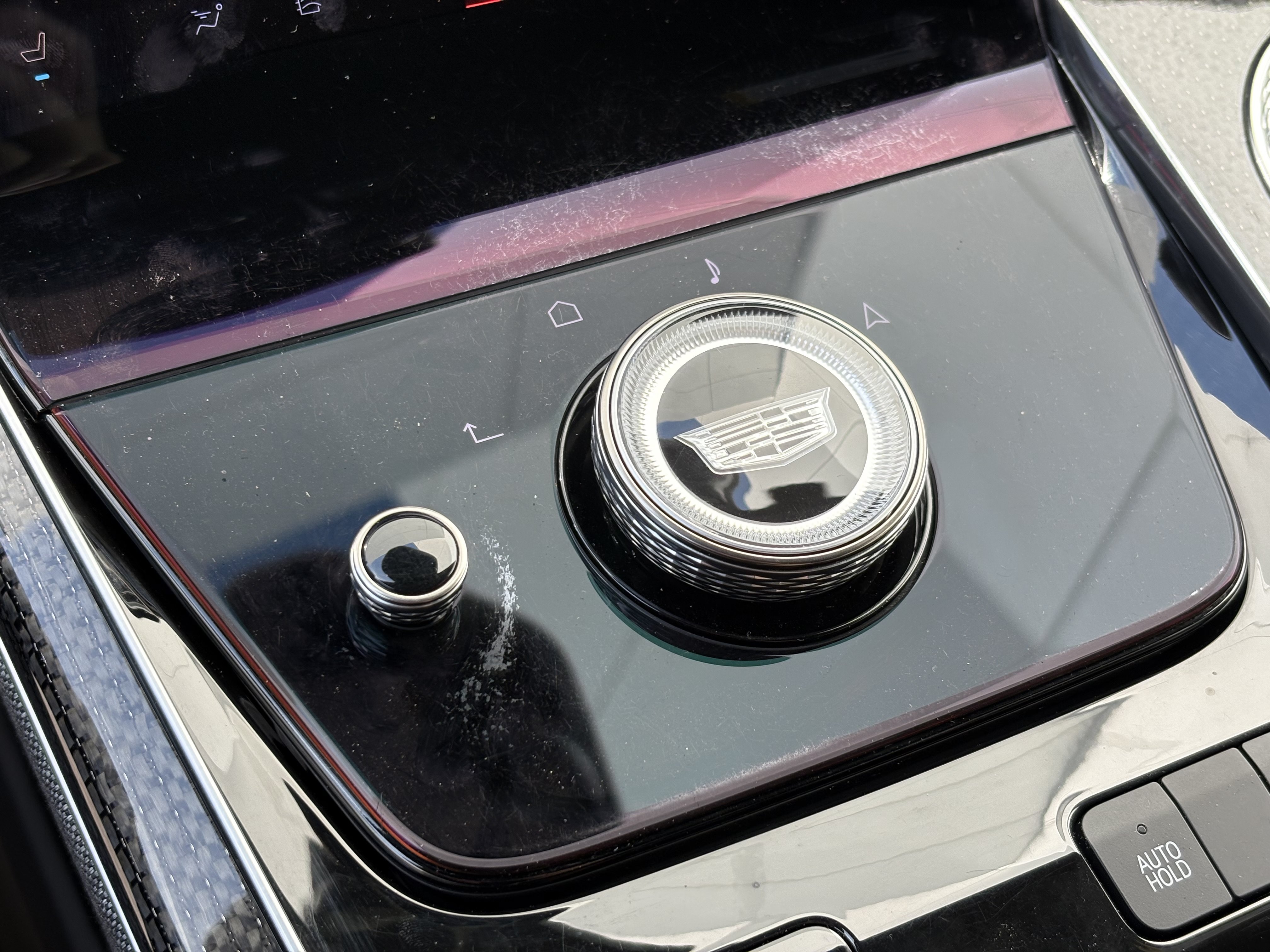 Certified 2025 Cadillac Escalade ESV V AWD/4WD image 28