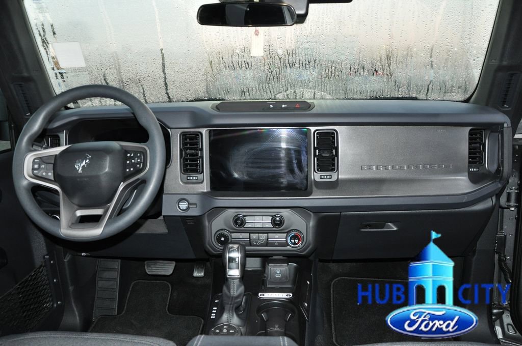 Used 2025 Ford Bronco 4-Door image 18
