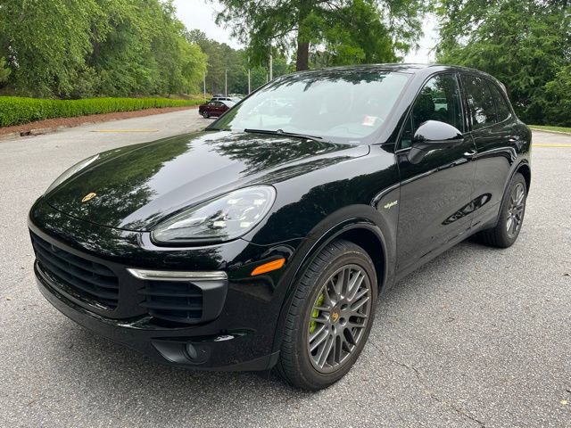 Used 2017 Porsche Cayenne S AWD/4WD image 1