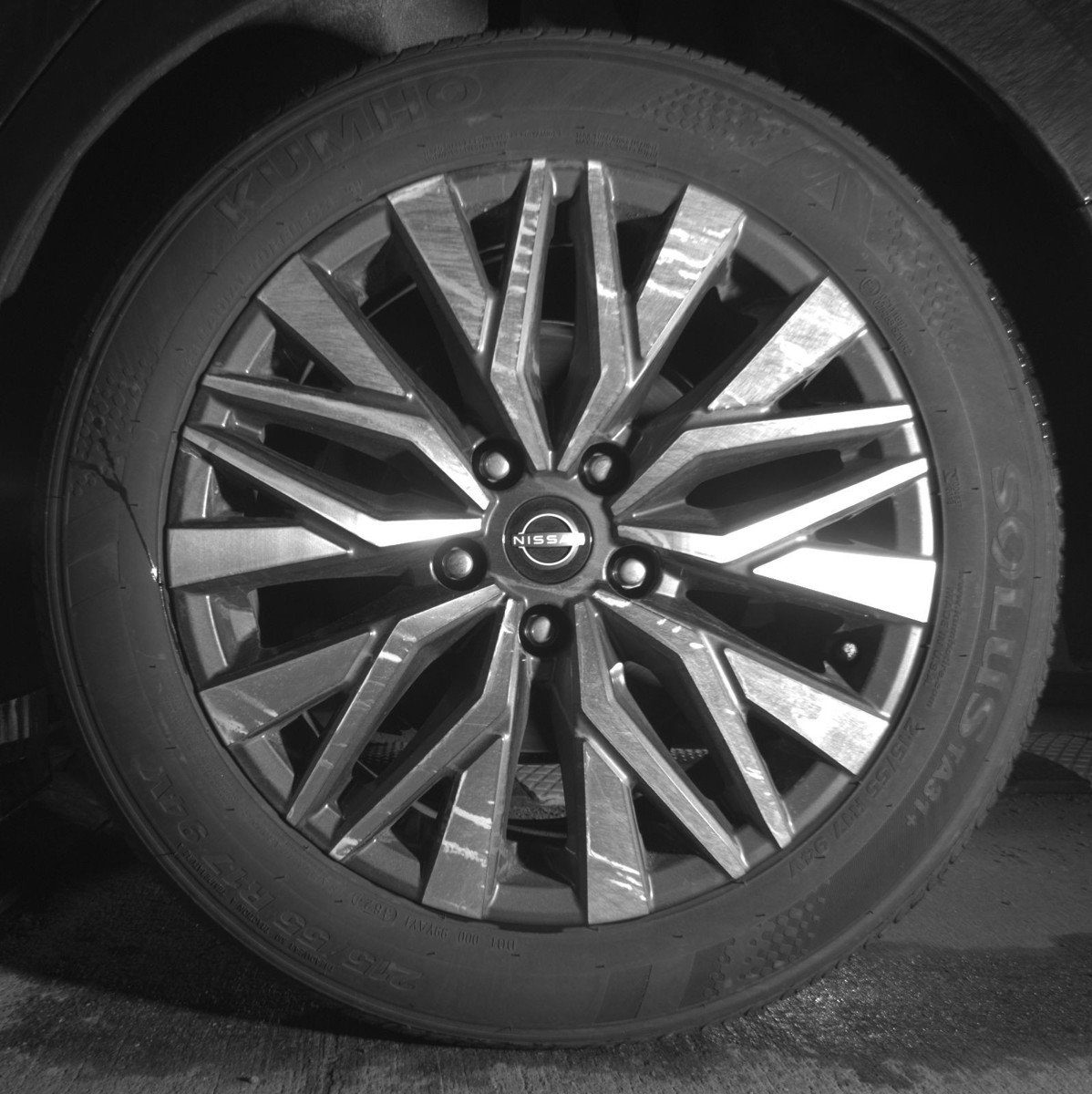 Used 2025 Nissan Altima 2.5 SV image 14