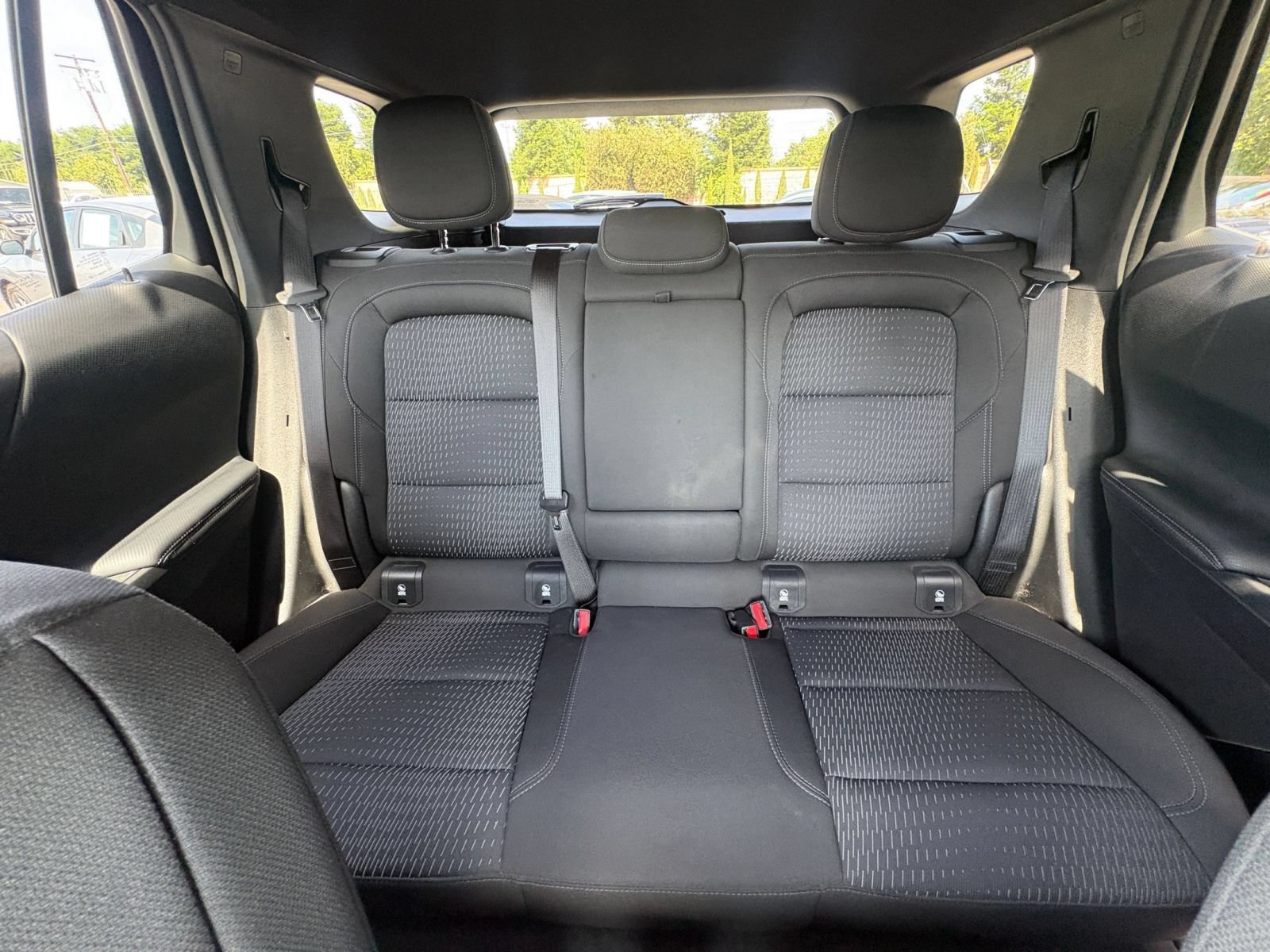 Used 2025 Chevrolet Equinox LT AWD/4WD image 38