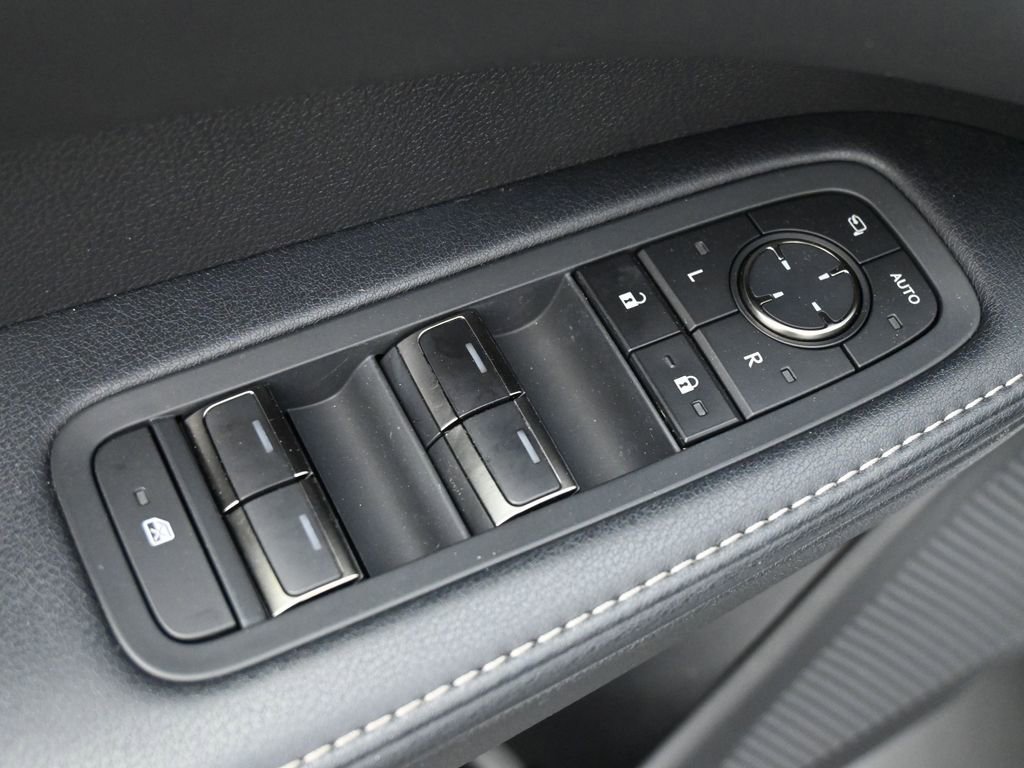 Used 2023 Lexus RX 350 Premium w/ Accessory Package (Z1) image 4