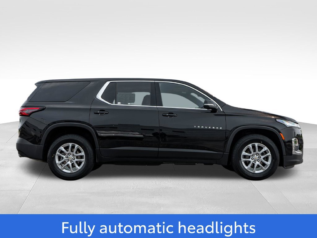 Used 2023 Chevrolet Traverse LS w/ Safety Package AWD/4WD image 8