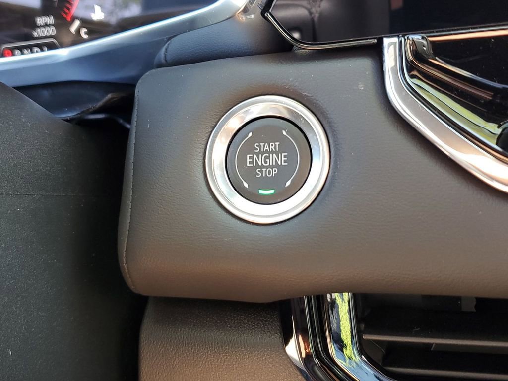 New 2025 GMC Canyon Elevation w/ Convenience Package image 10