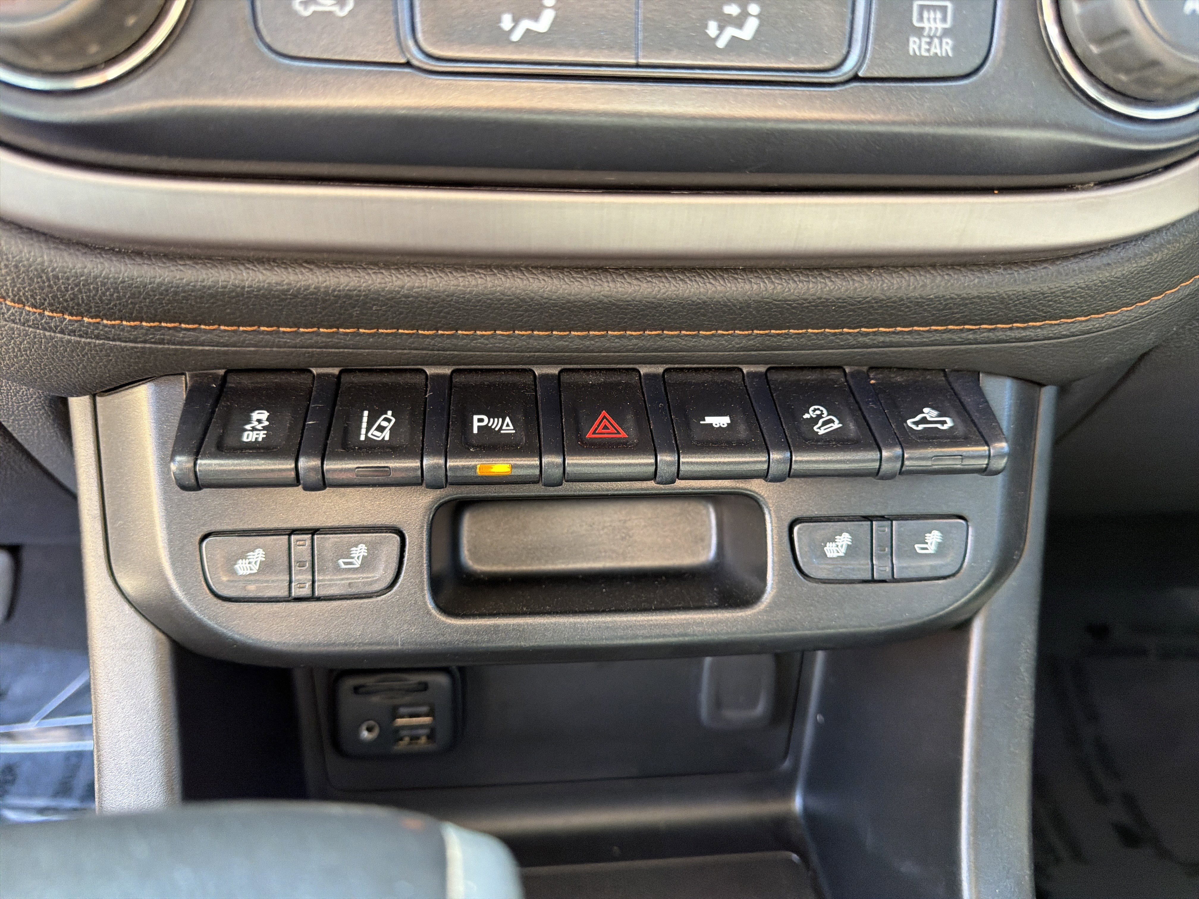 Used 2021 GMC Canyon AT4 w/ Driver Alert Package image 28