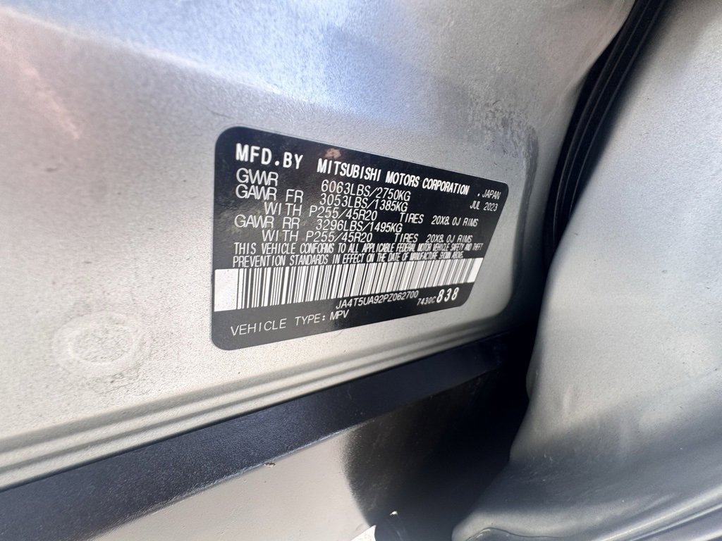 Used 2023 Mitsubishi Outlander 4WD image 31